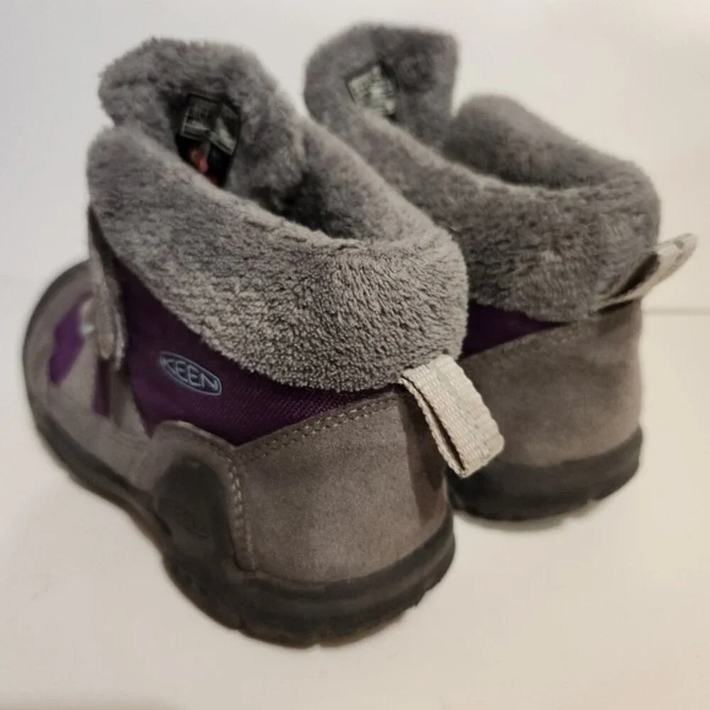 KEEN‎ Purple Gray Winter Snow Boots Kids Size 2 Waterproof Insulated Hook Loop